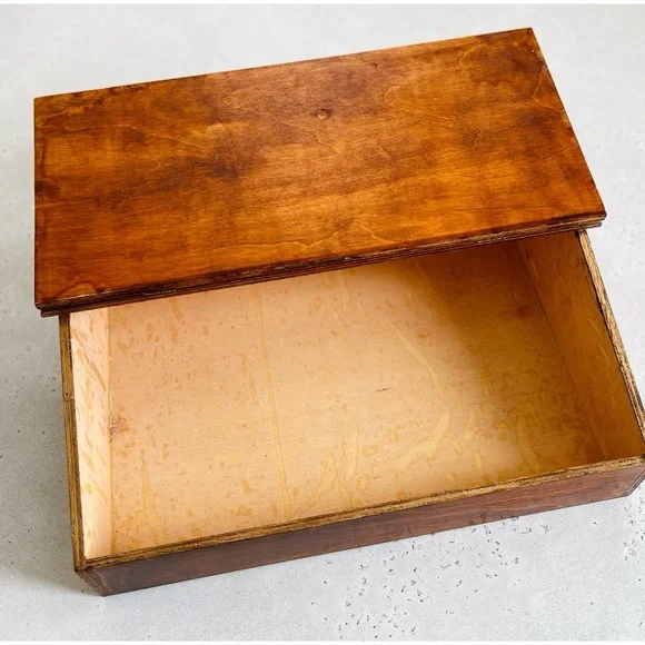 Vintage Wooden Hinged Lidded Box with Victorian Women Dancing Decoupage - Picture 6 of 12